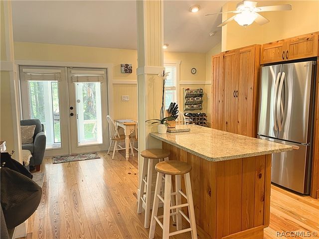9433 S Great Oaks Drive, Floral City, FL 34436