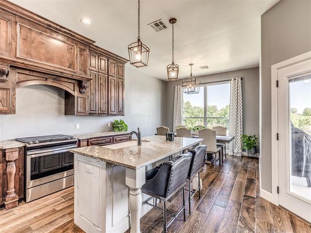 18803 Marbella Lane, Harrah, OK 73045