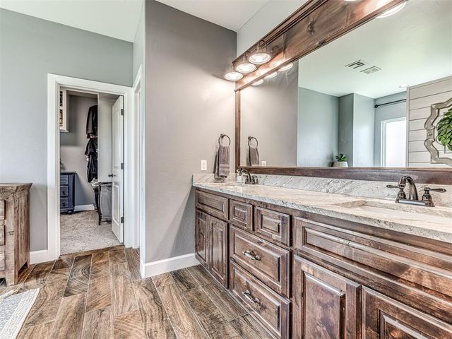 18803 Marbella Lane, Harrah, OK 73045