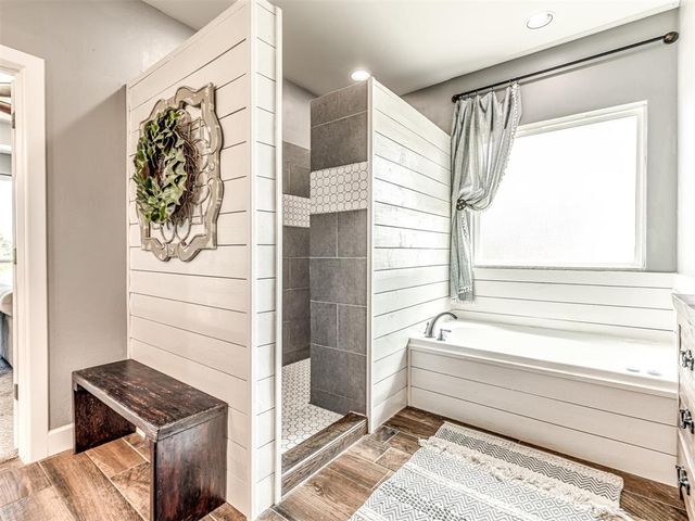 18803 Marbella Lane, Harrah, OK 73045