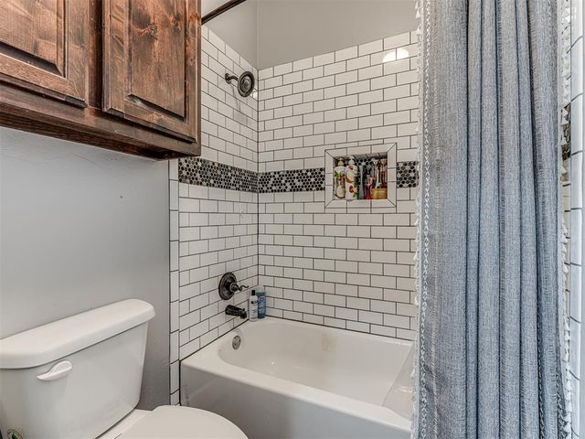 18803 Marbella Lane, Harrah, OK 73045