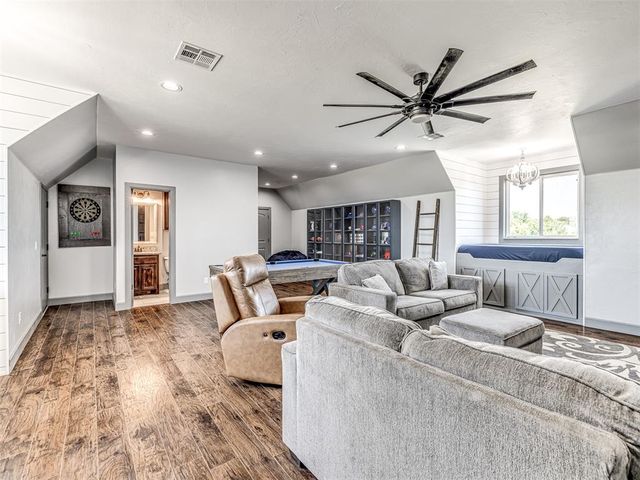 18803 Marbella Lane, Harrah, OK 73045