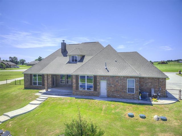 18803 Marbella Lane, Harrah, OK 73045