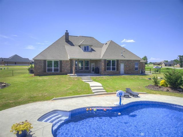18803 Marbella Lane, Harrah, OK 73045