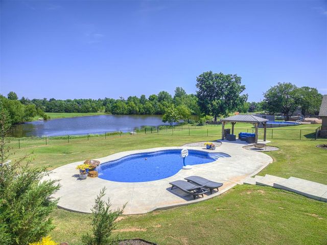 18803 Marbella Lane, Harrah, OK 73045