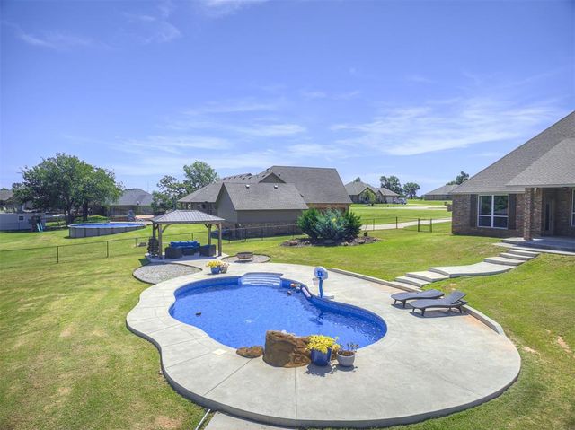 18803 Marbella Lane, Harrah, OK 73045