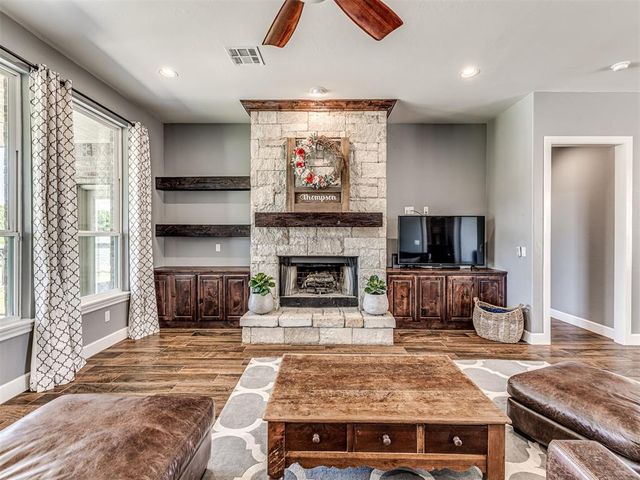 18803 Marbella Lane, Harrah, OK 73045