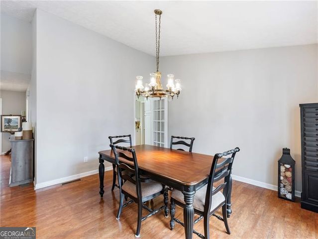 6650 Lake Run Drive, Flowery Branch, GA 30542