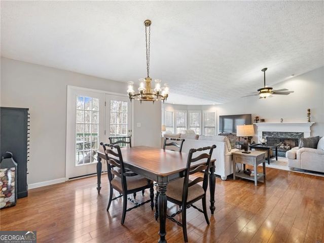 6650 Lake Run Drive, Flowery Branch, GA 30542