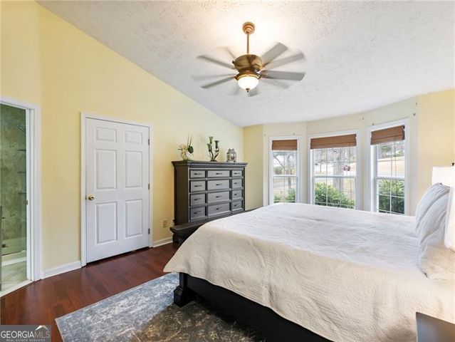 6650 Lake Run Drive, Flowery Branch, GA 30542