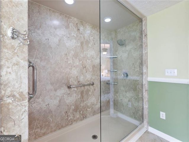 6650 Lake Run Drive, Flowery Branch, GA 30542