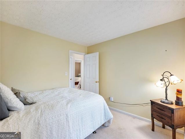 6650 Lake Run Drive, Flowery Branch, GA 30542