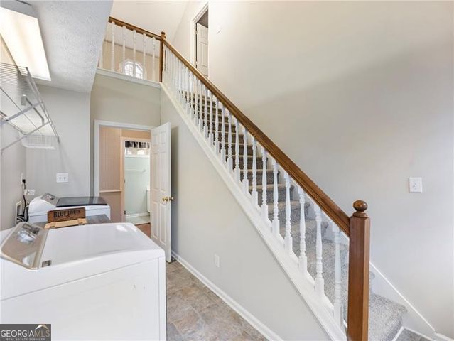 6650 Lake Run Drive, Flowery Branch, GA 30542