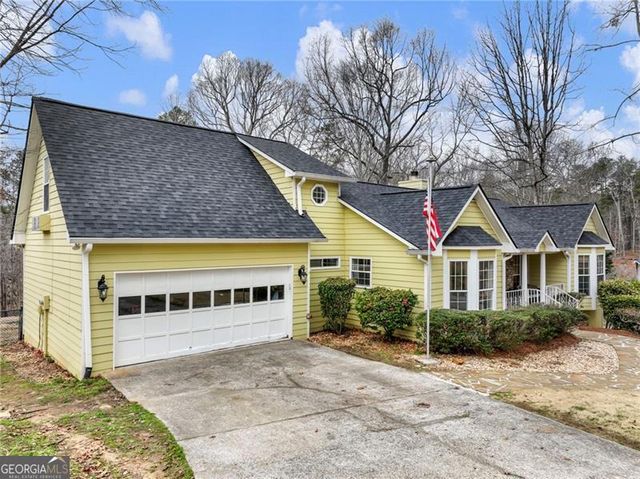 6650 Lake Run Drive, Flowery Branch, GA 30542