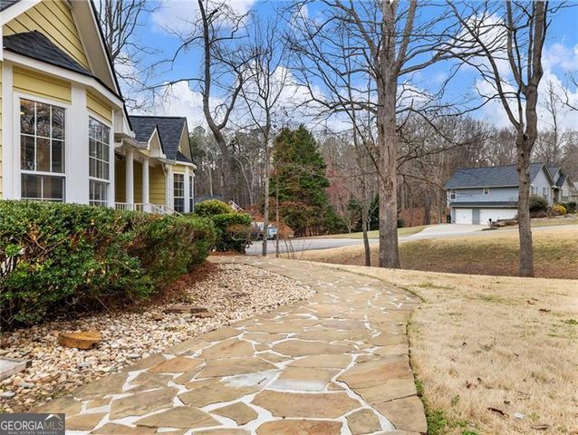 6650 Lake Run Drive, Flowery Branch, GA 30542