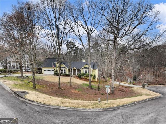 6650 Lake Run Drive, Flowery Branch, GA 30542