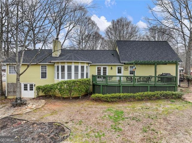 6650 Lake Run Drive, Flowery Branch, GA 30542