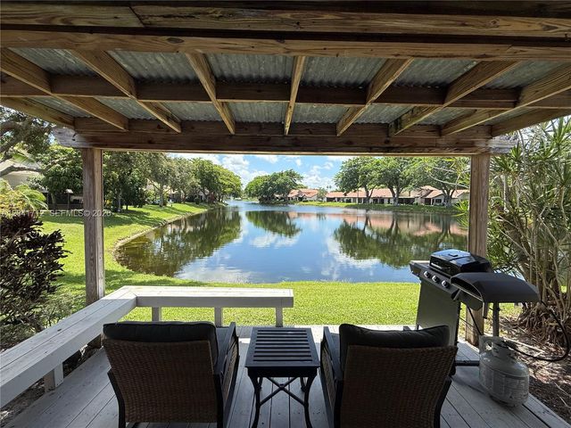 643 Deer Creek North Shore Drive, Deerfield Beach, FL 33442