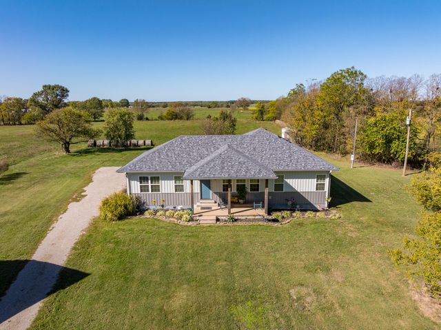 20687 Lawrence 1230, Marionville, MO 65705