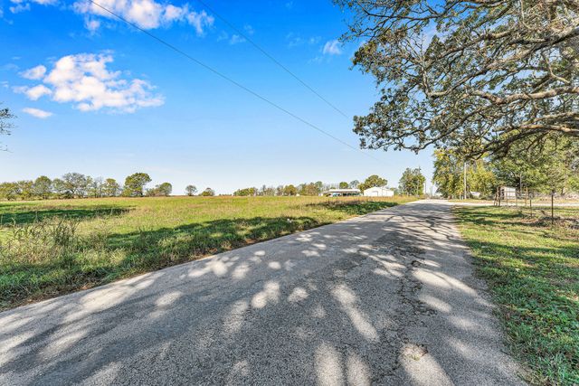 20687 Lawrence 1230, Marionville, MO 65705