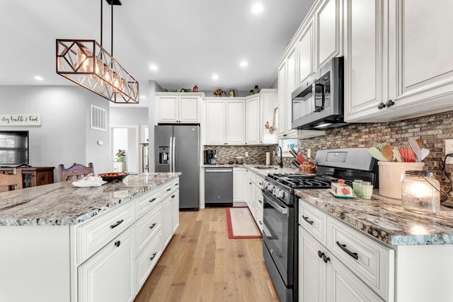 20687 Lawrence 1230, Marionville, MO 65705