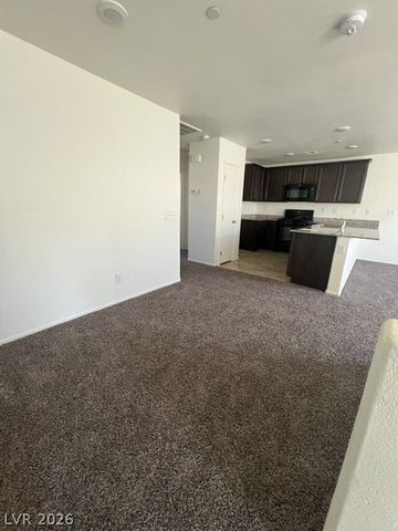 4561 Woolcomber Street, Las Vegas, NV 89115