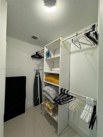 1300 Brickell Bay Drive 901, Miami, FL 33131