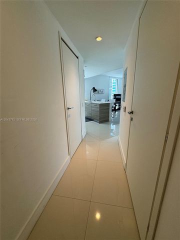1300 Brickell Bay Drive 901, Miami, FL 33131