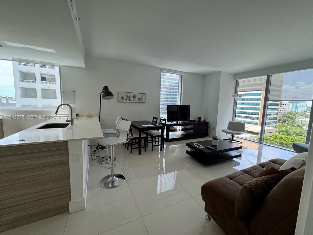 1300 Brickell Bay Drive 901, Miami, FL 33131
