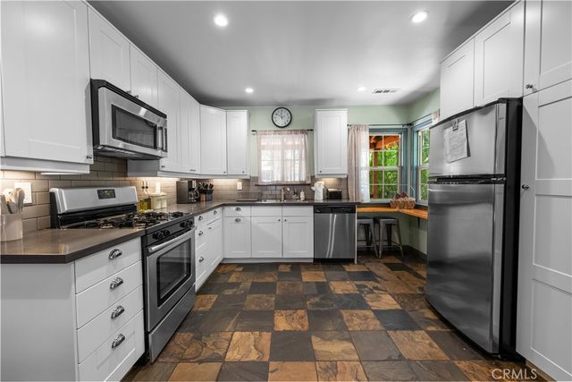 920 Tinkerbell, Big Bear City, CA 92314