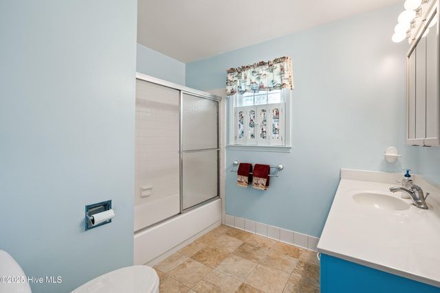 3933 Sweetbriar Road, Wilmington, NC 28403