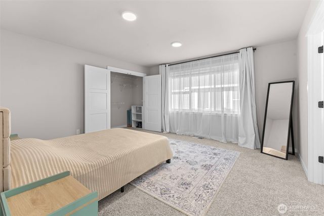 12910 187th Avenue E, Bonney Lake, WA 98391