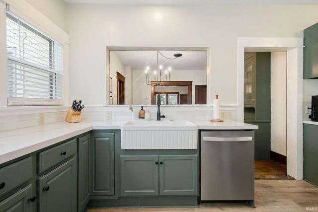 224 E Grove Street, Mishawaka, IN 46545