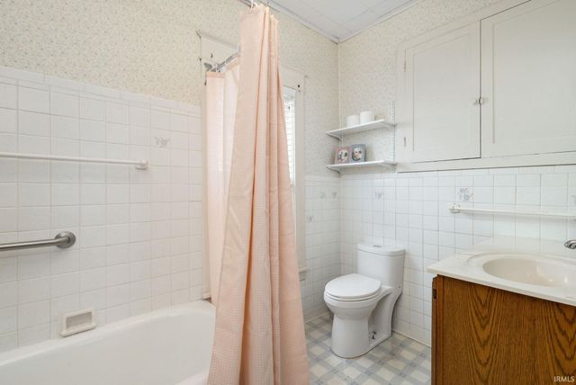 224 E Grove Street, Mishawaka, IN 46545