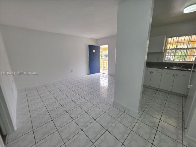 8380 SW 65th Ave Q06, Miami, FL 33143