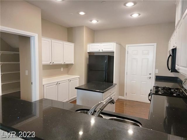 8455 Classique Avenue 103, Las Vegas, NV 89178