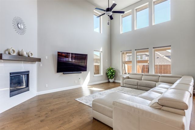 1609 Foxglove Lane, Celina, TX 75078