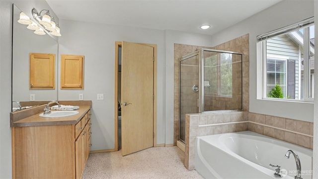 14572 SE 153rd Place, Renton, WA 98058