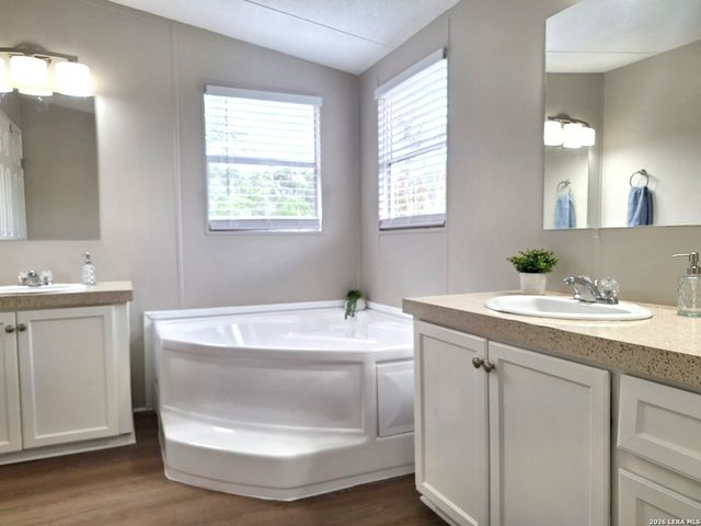 533 Las Hadas, Spring Branch, TX 78070
