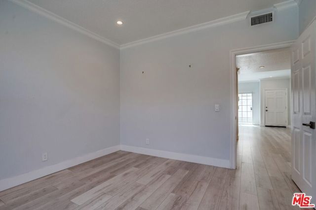 1034 S Shenandoah Street 2, Los Angeles, CA 90035