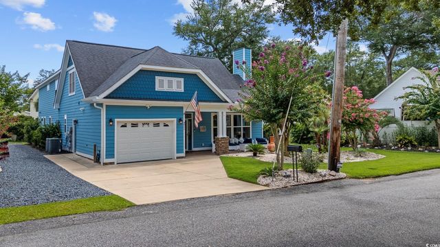 4511 Moore St., North Myrtle Beach, SC 29582