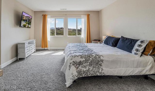 7136 Crimora Avenue, Moorpark, CA 93021