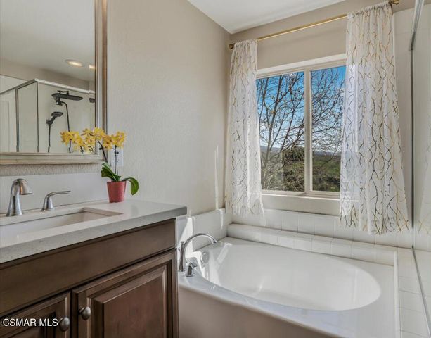 7136 Crimora Avenue, Moorpark, CA 93021