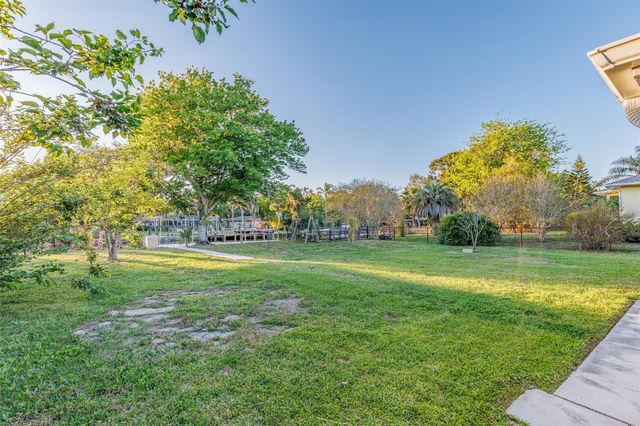 5012 S DEEP WATER POINT, Homosassa, FL 34448