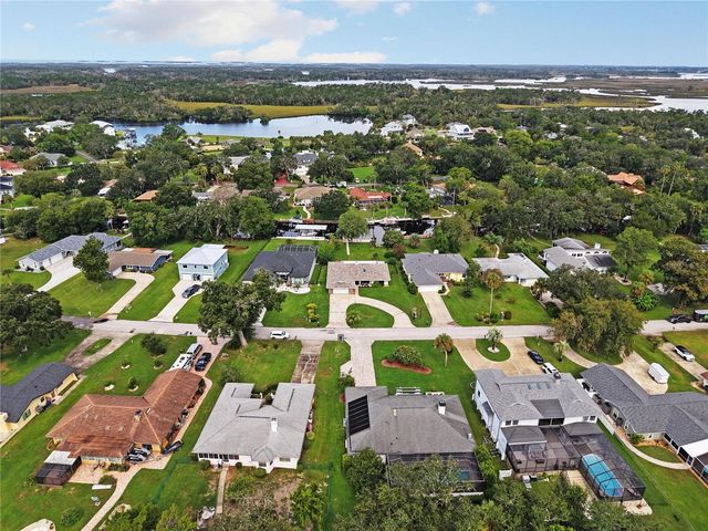 5012 S DEEP WATER POINT, Homosassa, FL 34448
