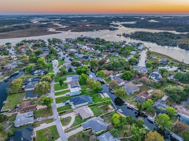 5012 S DEEP WATER POINT, Homosassa, FL 34448