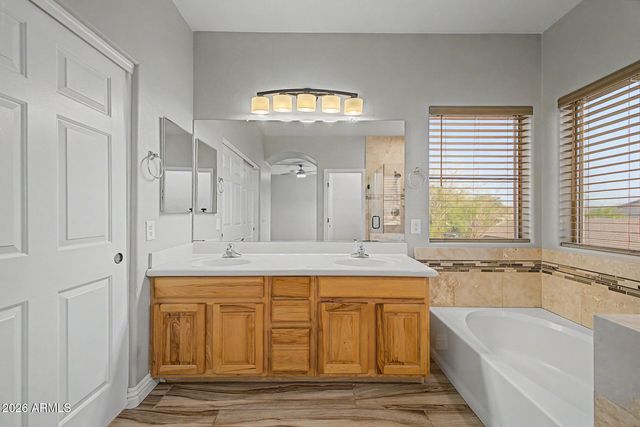 8013 W CROWN KING Road, Phoenix, AZ 85043