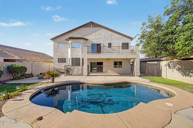 8013 W CROWN KING Road, Phoenix, AZ 85043