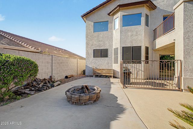 8013 W CROWN KING Road, Phoenix, AZ 85043