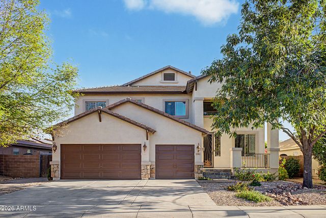 8013 W CROWN KING Road, Phoenix, AZ 85043